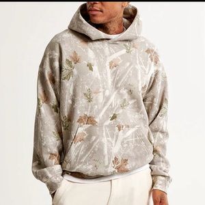 VIRAL CAMO HOODIE